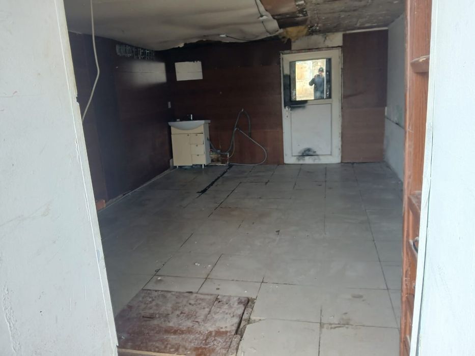 Адам в аренду гараж