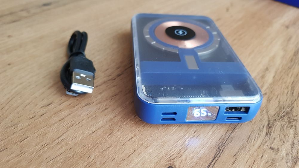 (Power bank) Пауэр банк магнитный без проводной зарядник на 10000 Maч.