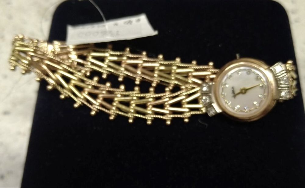 Чайка Золтой часы 583 проба Бриллиант