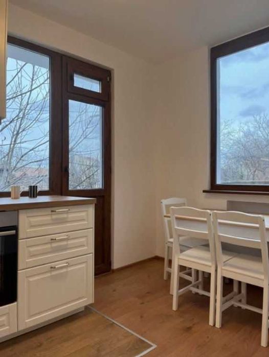 Дава се под наем Тристаен апартамент в София, Лозенец - 65 кв.м за 996.03 € - Снимка #1