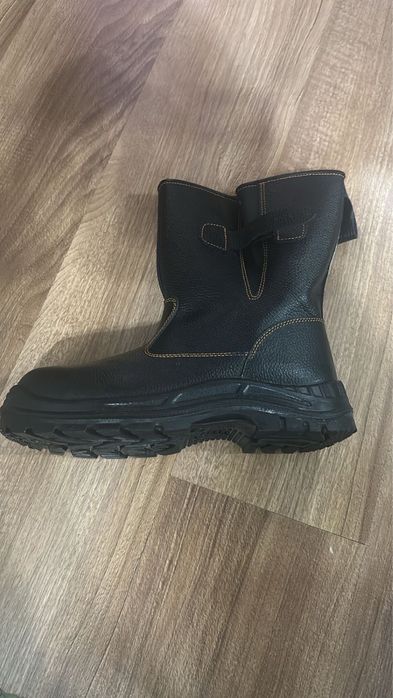 Летний сапог сатылады