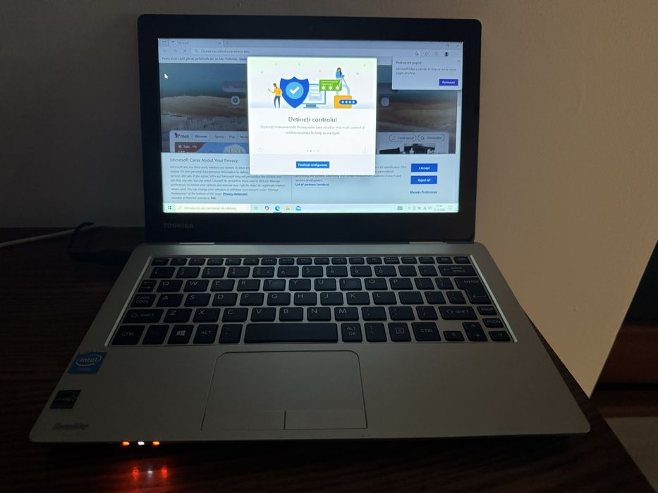 Laptop Toshiba 11.6” Satellite CL 10-B-100