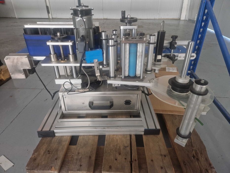 Етикетираща машина