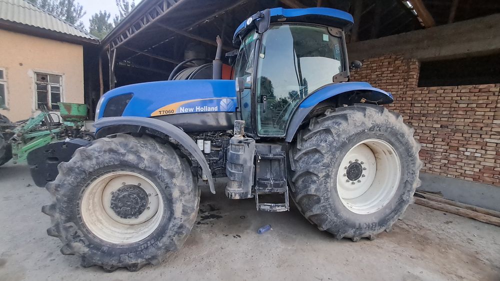 Magnum New Holland T7060