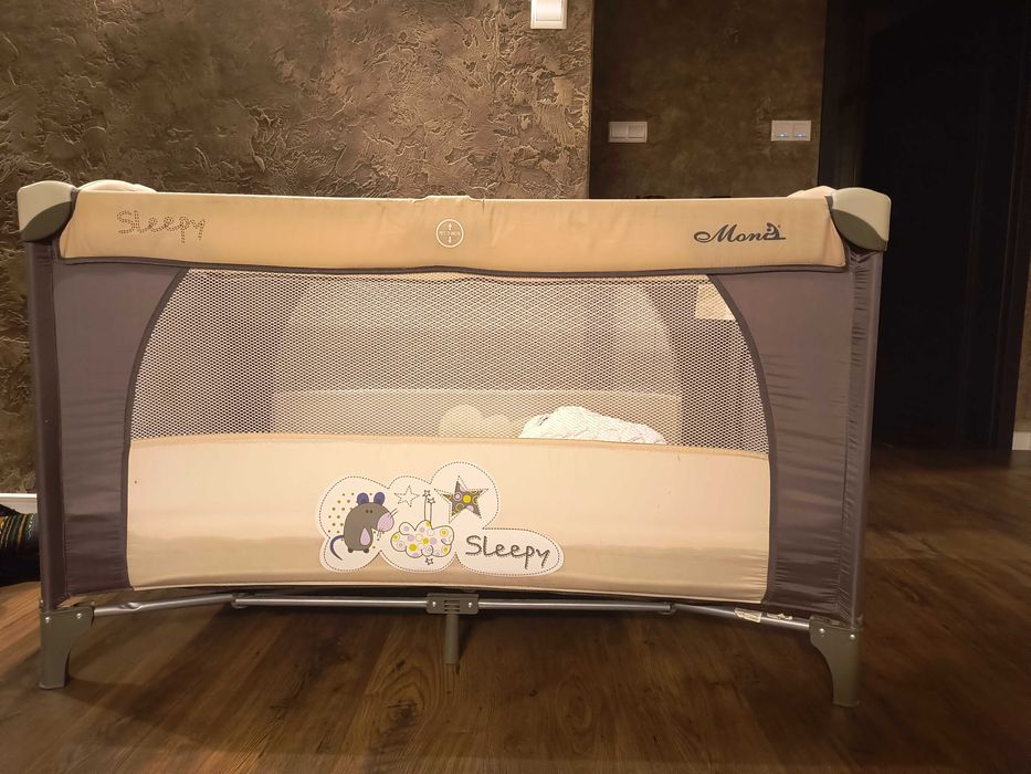 Преносима кошара + матрак