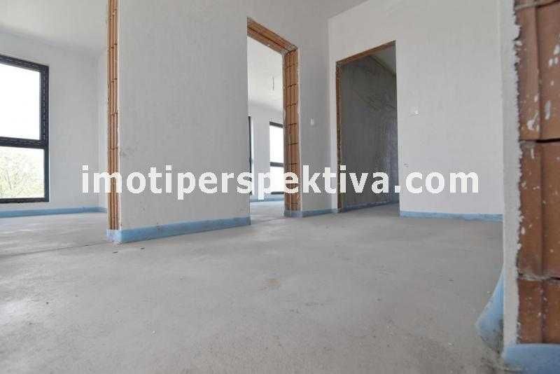 реф.19386 Чисто нова къща, двоен гараж-Коматевско шосе!