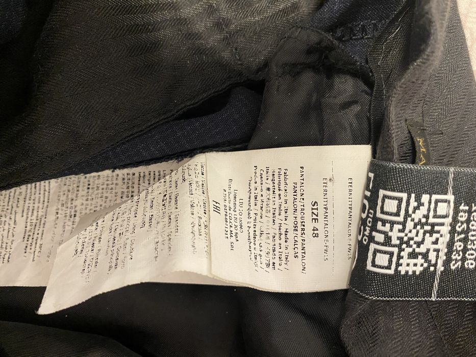 Втален мъжки костюм LIU JO (размер 48)