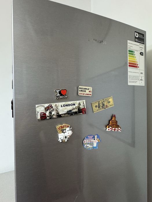 Продается холодильник Самсунг