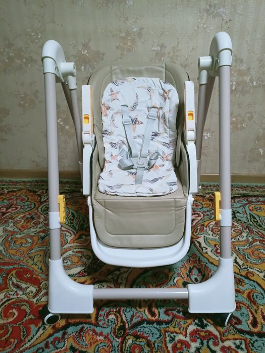 Продам стульчик для кормления