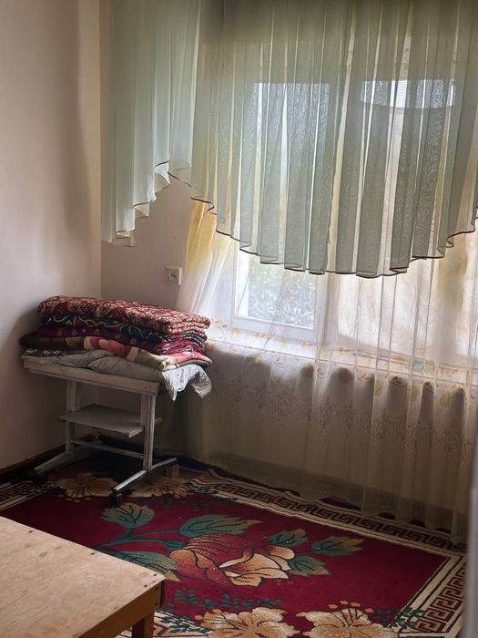 Srochna sotiladi

Chirchiq shahri

Pitsotkada 5 etajli dom 5  e