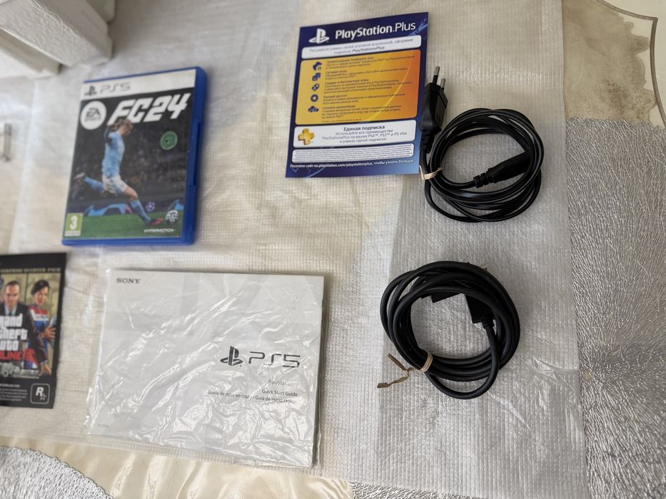 Продам новый Playstation 5 slim box 1tb