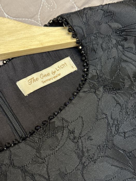 Платье платье Lichi