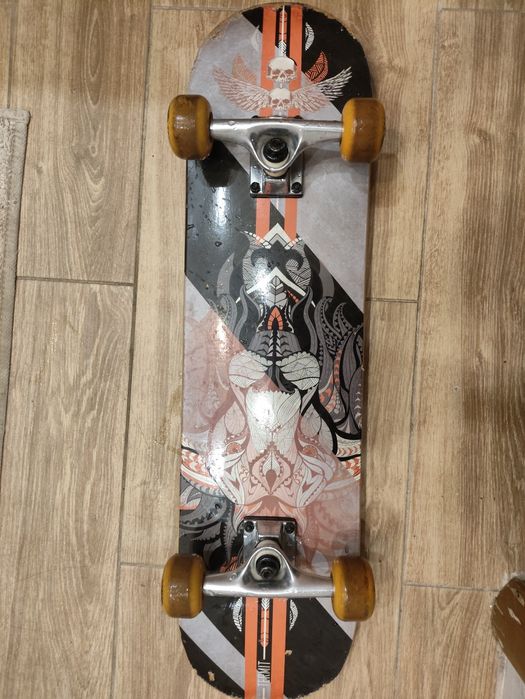 Скейтборд фирмы Termite