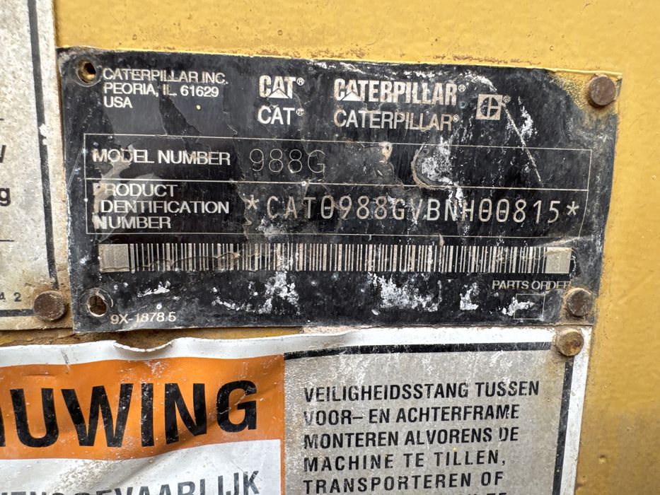 Реализую погрузчик caterpillar 988