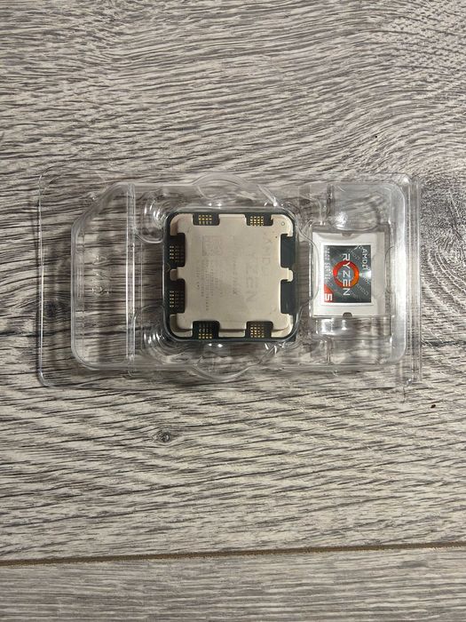 AMD Ryzen 5 7600X, 6-ядрен, АМ5