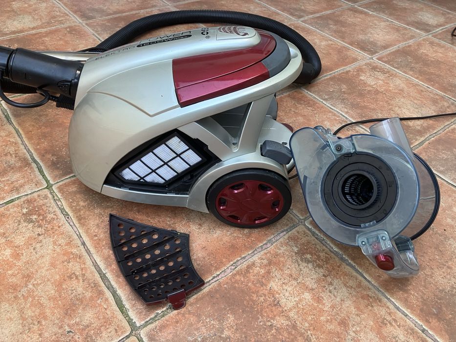 aspirator EIO Cyclopower Elektro 1600W, fara sac