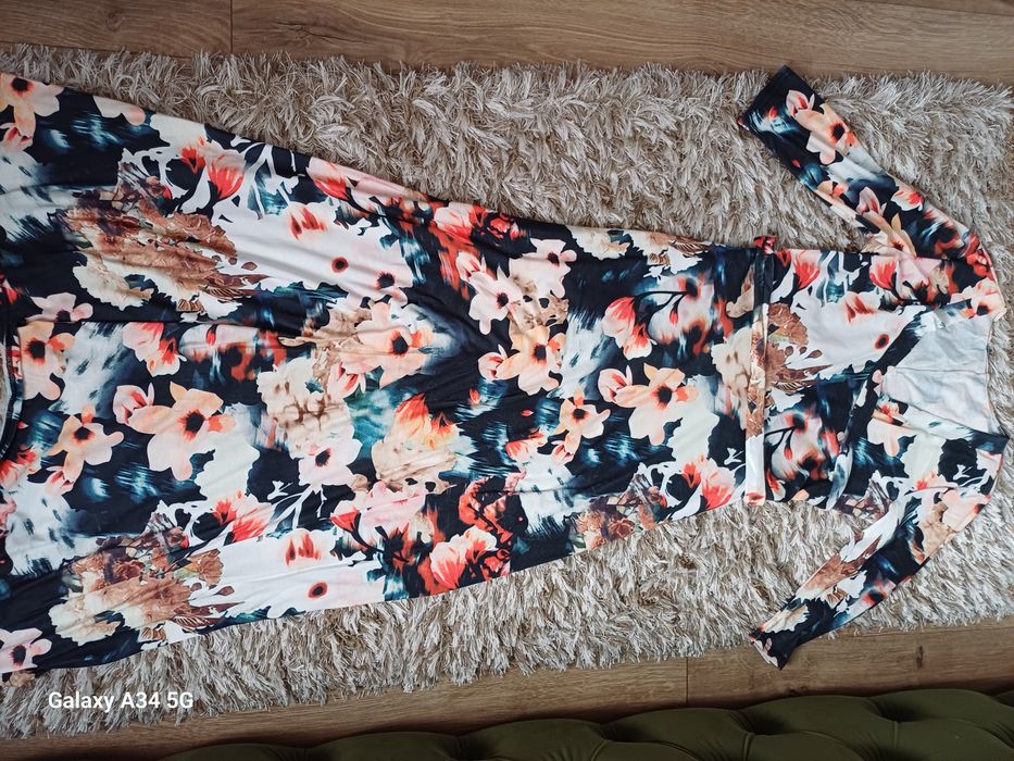 Rochii, salopete M-L impecabile