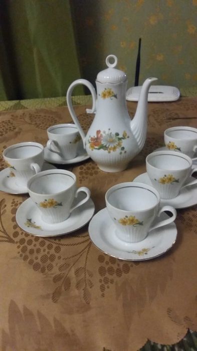 Сервиз 22 предмета