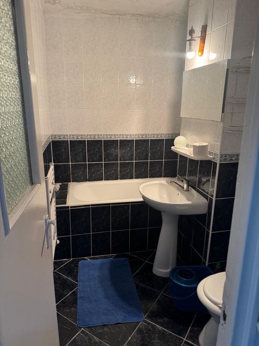Apartament cu 3 camere Micro 16