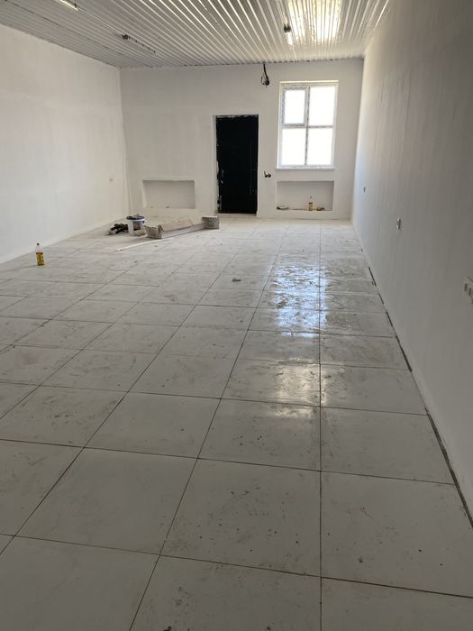 Әмбебап және тамақ дүкені сатылады