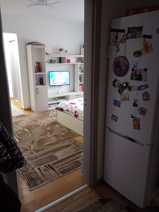 Vând apartament 2 camere