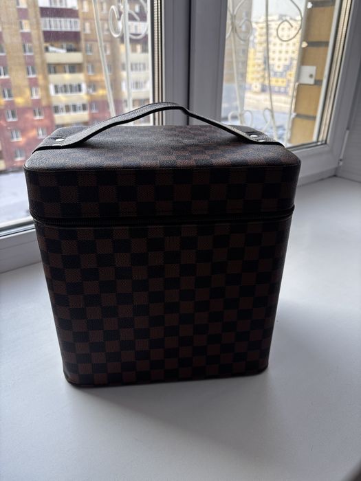 Продам косметику для визажиста