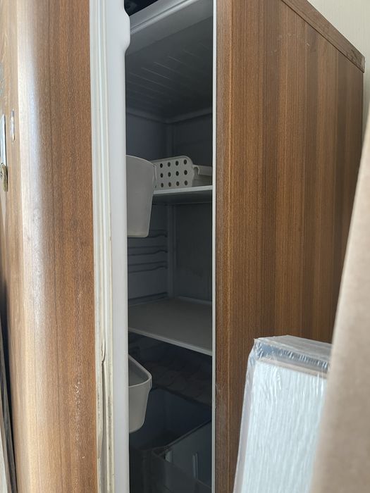 Холодильник indesit