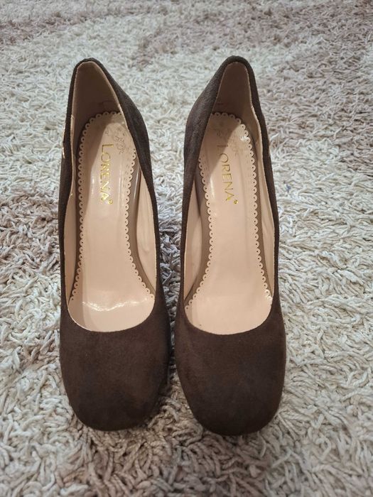 Продам туфли 2 пары