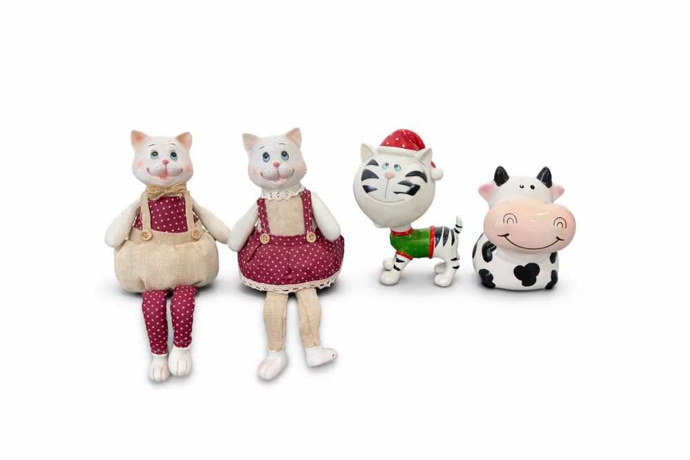 Коллекция декоративных кошек