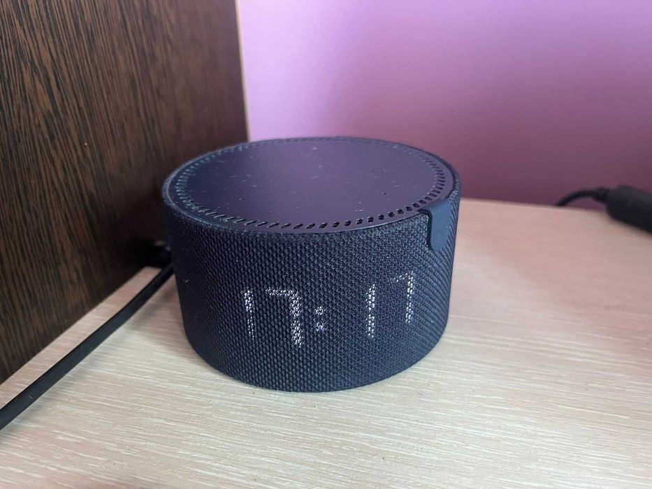 Умная колонка Алиса