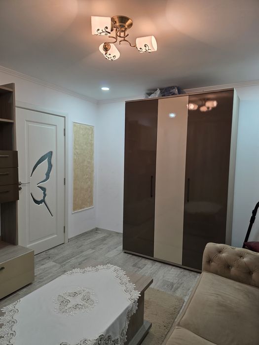 Închiriez garsonieră dublă modernă