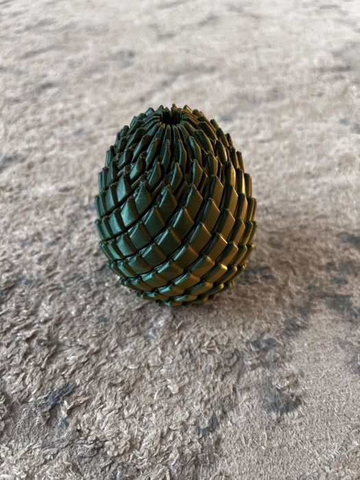 3Dигрушка форме яйца