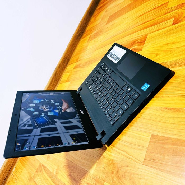 Laptop ACER Aspire Black, SSD,Windows 11, UltraSlim, Livrare GRATUITA!