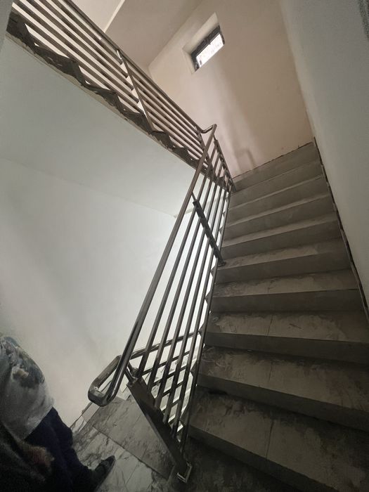 Rishotka perila nerjavika