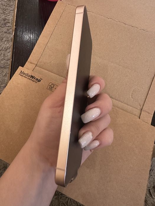 Samsung Galaxy S25*Нов