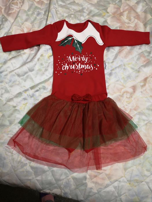 Коледно костюмче