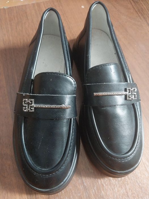 Продам туфли 32 размер
