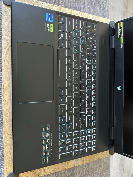 Acer Predator Helios Neo 16 / i7-13700HX / RTX 4060 8GB / 16GB RAM / 1TB SSD