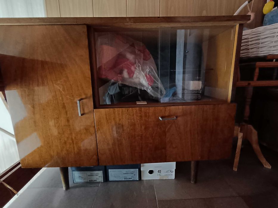 Шкаф ретро - запазен