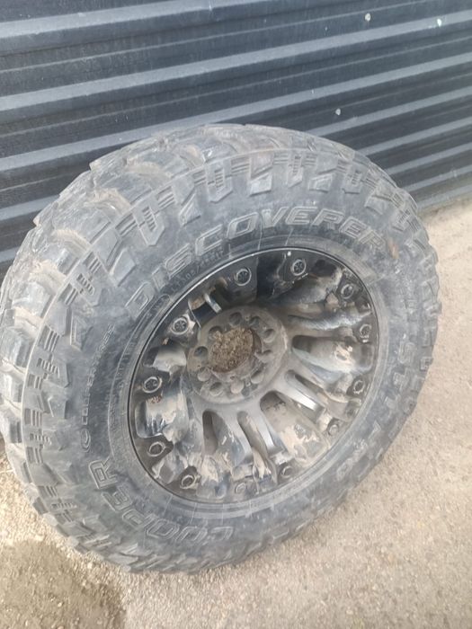 Диски и одна шины