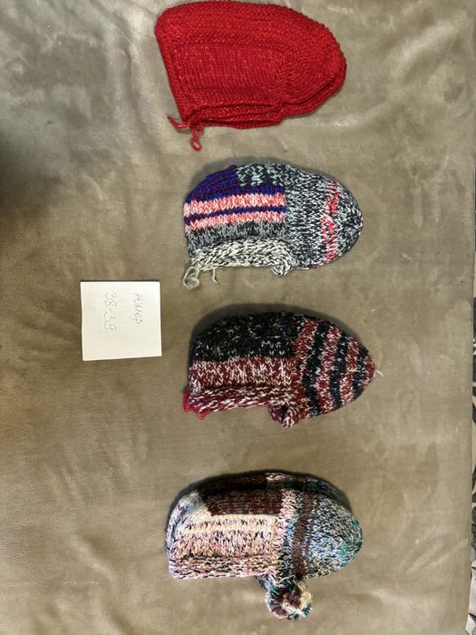 Плетени вълнени чорапи