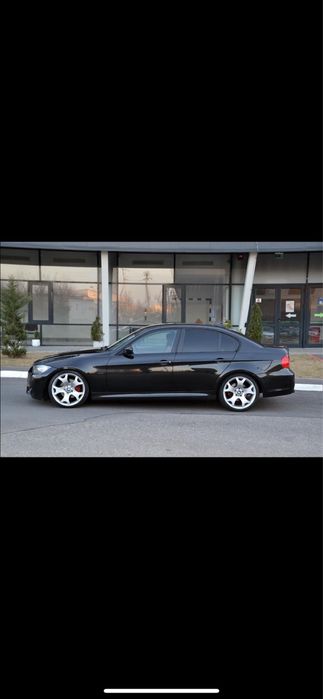 BMW E90 Facelift  FL