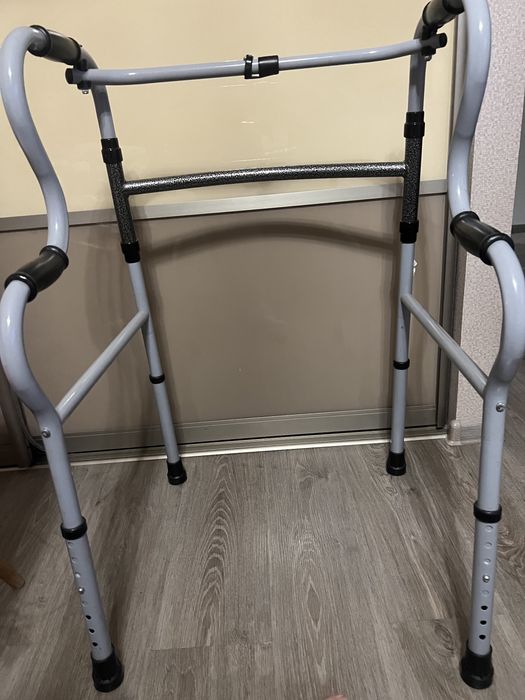 Ходунки для взрослых