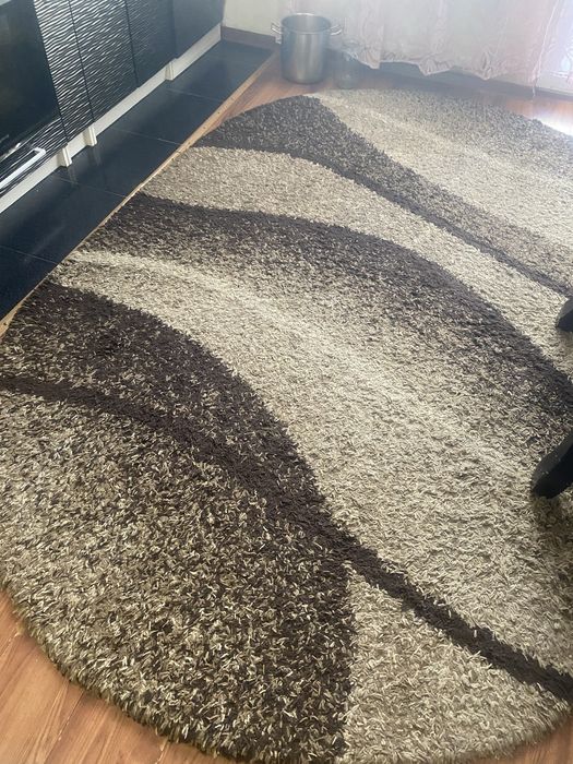 Продам ковер ,Б/у,район евразии