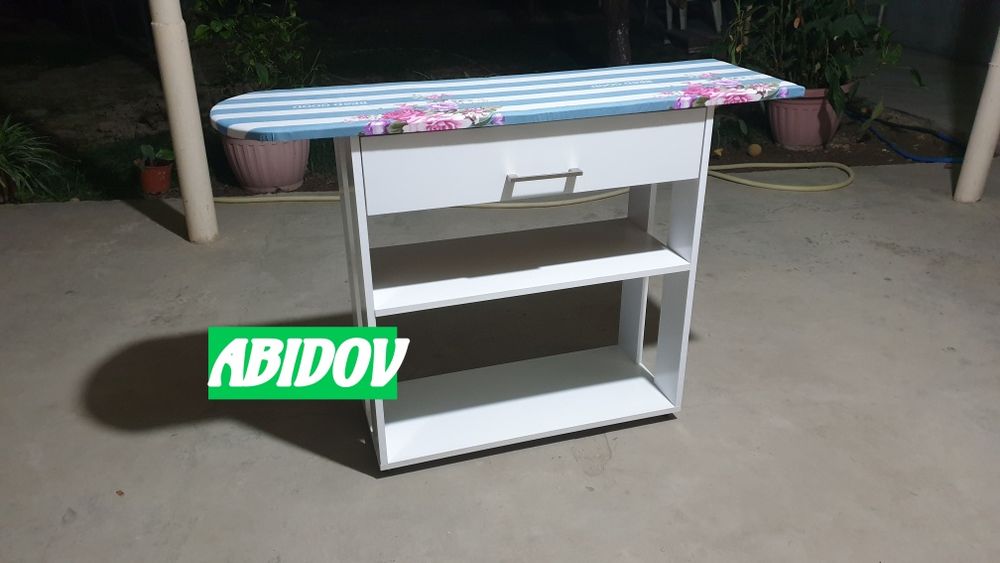 Гладильная доска комод на роликах , есть в наличии