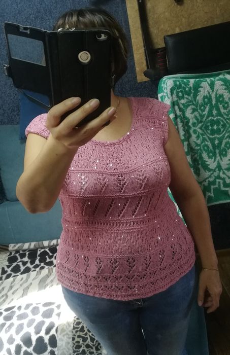 Продам  топ из хлопка.