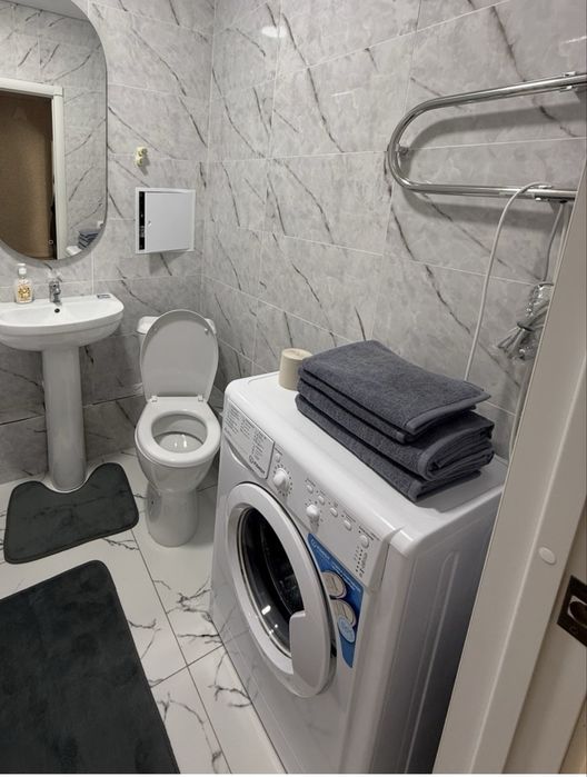 Стиральная машина Indesit IWSB 5105