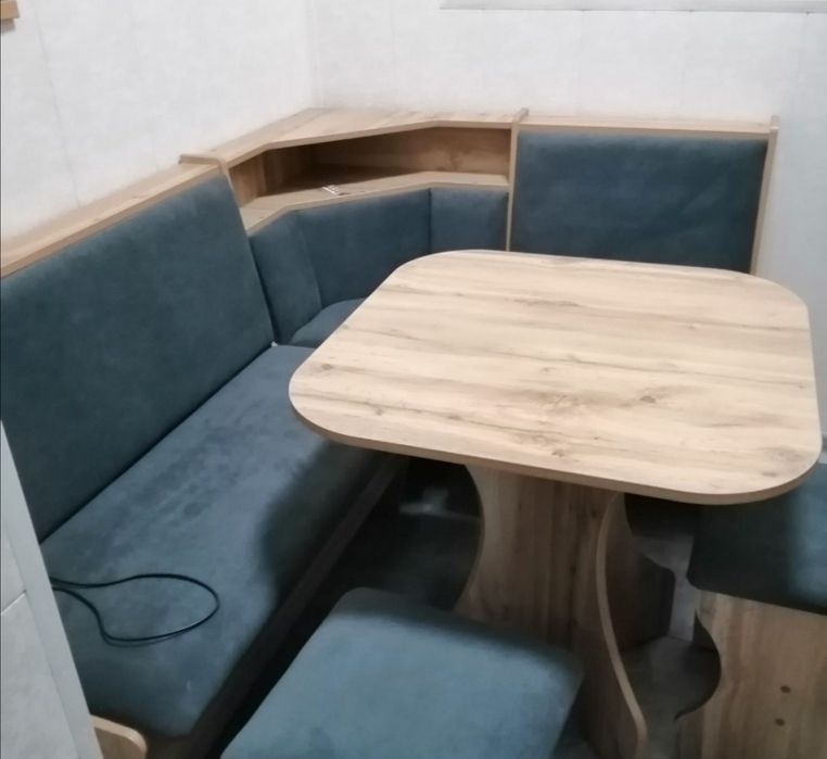 Соберем любой кухонный уголок по размеру заказчика.