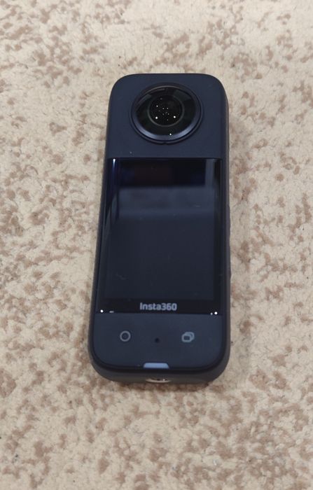 Экшн-камера Insta 360 x3