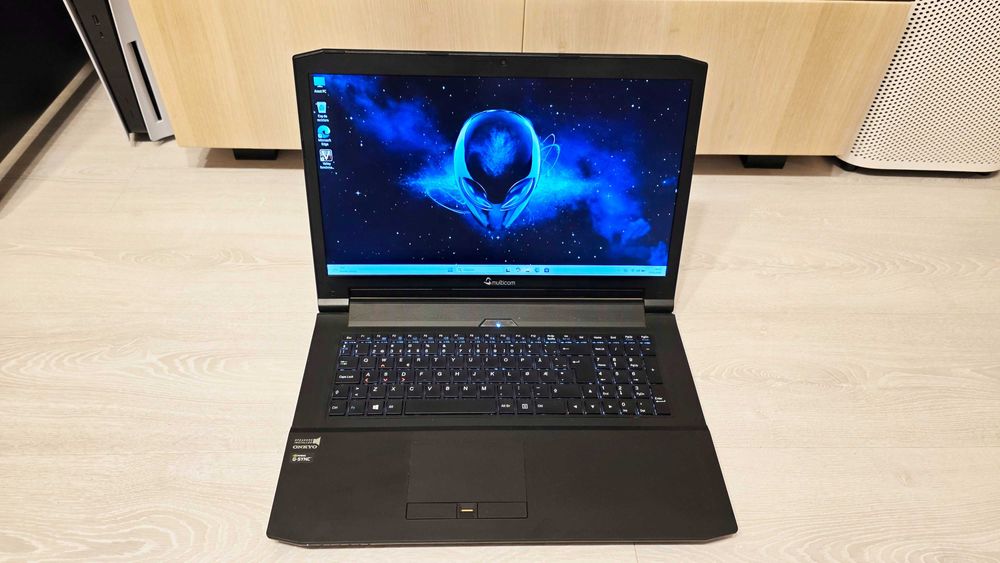 GAMING Clevo N170RF1 i7 16GB 256GB SSD 1TB HDD GTX 965m 4GB
